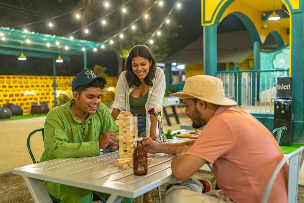 Whoopers Hostel Anjuna, Goa Luaran gambar